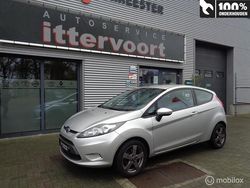 Zilver Gebruikt 2009 Ford Fiesta Trend Hatchback | € 2.450 (Super prijs)