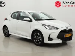 Wit Gebruikt 2024 Toyota Yaris Hybrid Hatchback | € 24.999 (Eerlijke prijs)