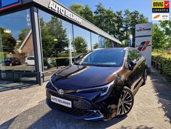 Bruin Gebruikt 2023 Toyota Corolla Hybrid Style Hatchback | € 29.950 (Goede deal)