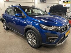 Blauw Gebruikt 2021 Dacia Sandero Comfort Hatchback | € 11.950 (Eerlijke prijs)