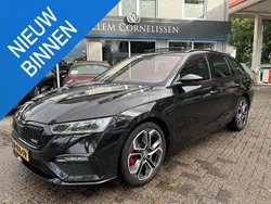 Zwart Gebruikt 2021 Skoda Octavia Business Line Stationwagen | € 25.950 (Iets duurder)