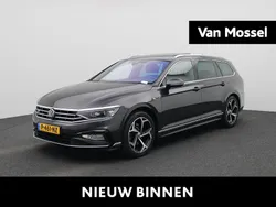 Grijs Gebruikt 2022 VW Passat Business+ Stationwagen | € 32.900