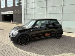 Zwart Gebruikt 2012 Mini Cooper Chili Hatchback | € 4.250