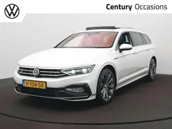 Wit, metallic lak Gebruikt 2020 VW Passat Business Stationwagen | € 25.900 (Eerlijke prijs)