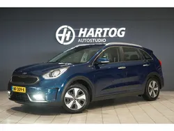 Blauw Gebruikt 2017 Kia Niro First Edition SUV | € 15.850 (Goede deal)