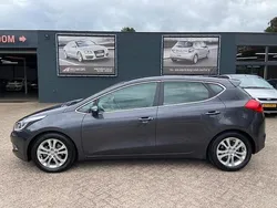 Grijs Gebruikt 2012 Kia Ceed Plus Hatchback | € 5.995 (Eerlijke prijs)