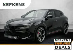 Zwart Nieuw 2025 Alfa Romeo Junior Veloce SUV | € 48.725 (Eerlijke prijs)