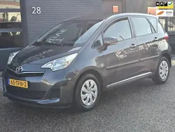 Grijs Gebruikt 2012 Toyota Verso-S Comfort MPV | € 6.450 (Goede deal)