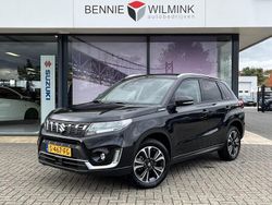 Zwart Gebruikt 2023 Suzuki Vitara Style SUV | € 25.990 (Goede deal)