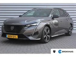 Grijs, metallic lak Gebruikt 2023 Peugeot 308 GT Stationwagen | € 26.900 (Eerlijke prijs)