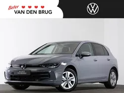 Grijs Gebruikt 2024 VW Golf VIII Edition Hatchback | € 33.295 (Goede deal)