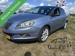 Blauw, metallic lak Gebruikt 2008 Lancia Delta Hatchback | € 1.999 (Eerlijke prijs)
