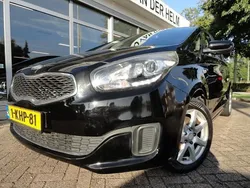 Zwart Gebruikt 2013 Kia Carens First Edition MPV | € 8.950 (Goede deal)