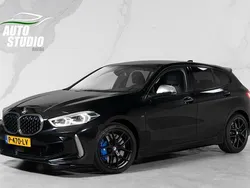 Zwart Gebruikt 2020 BMW M135 Comfort Edition Hatchback | € 36.995 (Eerlijke prijs)