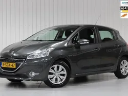 Grijs Gebruikt 2013 Peugeot 208 Hatchback | € 5.750 (Duur)