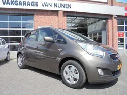 Bruin Gebruikt 2012 Kia Venga Plus Hatchback | € 6.750 (Goede deal)