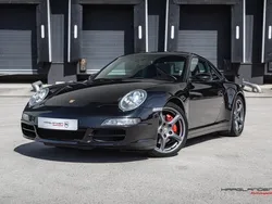 Zwart, metallic lak Gebruikt 2006 Porsche 911 Carrera 4S Coupé | € 46.950 (Eerlijke prijs)