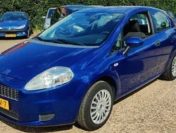 Blauw Gebruikt 2009 Fiat Punto Hatchback | € 1.950 (Duur)
