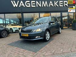 Grijs (metallic) Gebruikt 2015 Skoda Fabia Style Stationwagen | € 7.950 (Eerlijke prijs)