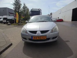 Grijs Gebruikt 2004 Mitsubishi Lancer Comfort Edition Stationwagen | € 1.500 (Goede deal)