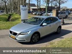 Grijs Gebruikt 2017 Volvo V40 Stationwagen | € 18.950 (Eerlijke prijs)