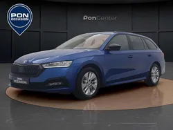 Blauw, metallic lak Gebruikt 2023 Skoda Octavia Business Line Stationwagen | € 26.850 (Eerlijke prijs)