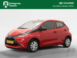 Rood Gebruikt 2017 Toyota Aygo Hatchback | € 7.700 (Eerlijke prijs)