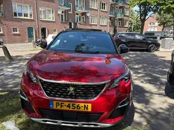Rood Gebruikt 2017 Peugeot 3008 GT-line MPV | € 14.500 (Eerlijke prijs)