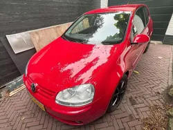 Rood Gebruikt 2006 VW Golf V Sportline Hatchback | € 2.495 (Goede deal)