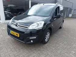 Zwart Gebruikt 2017 Citroën Berlingo XTR MPV | € 13.950 (Iets duurder)