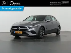 Grijs Gebruikt 2024 Mercedes A180 Edition Hatchback | € 32.850 (Eerlijke prijs)