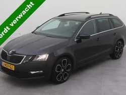 Zwart, metallic lak Gebruikt 2020 Skoda Octavia Business Line Stationwagen | € 16.900 (Eerlijke prijs)