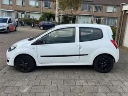 Wit Gebruikt 2013 Renault Twingo Authentique Hatchback | € 2.495 (Super prijs)