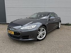 Grijs Gebruikt 2016 Tesla Model S Sedan | € 16.745 (Super prijs)