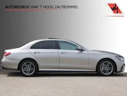 Grijs Gebruikt 2022 Mercedes E300 AMG line Sedan | € 42.900 (Super prijs)