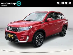 Rood Gebruikt 2024 Suzuki Vitara Style SUV | € 29.950 (Eerlijke prijs)
