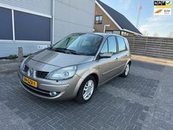 Beige Gebruikt 2008 Renault Scénic II MPV | € 1.000 (Goede deal)