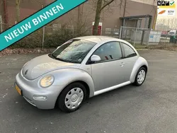 Grijs, metallic lak Gebruikt 1999 VW Beetle Highline Hatchback | € 999 (Goede deal)