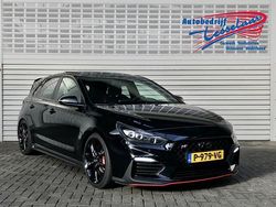 Zwart Gebruikt 2019 Hyundai i30 Hatchback | € 26.700 (Eerlijke prijs)