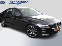 Zwart Gebruikt 2021 Volvo S60 R-Design Sedan | € 28.400 (Eerlijke prijs)