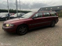Rood Gebruikt 2003 Volvo V70 Stationwagen | € 1.950 (Super prijs)