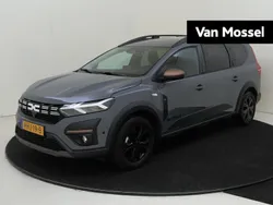 Grijs Gebruikt 2025 Dacia Jogger Extreme MPV | € 33.935 (Duur)