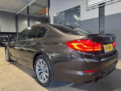 Bruin Gebruikt 2018 BMW 530e Executive Sedan | € 20.949 (Eerlijke prijs)