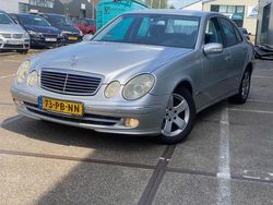 Grijs Gebruikt 2004 Mercedes E200 Avantgarde Sedan | € 4.950 (Super prijs)