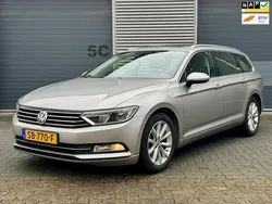 Grijs Gebruikt 2016 VW Passat Highline Stationwagen | € 9.250 (Eerlijke prijs)