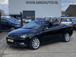 Zwart Gebruikt 2008 Ford Focus Titanium Cabriolet | € 4.650 (Eerlijke prijs)