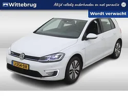 Wit, metallic lak Gebruikt 2020 VW e-Golf Hatchback | € 13.950 (Eerlijke prijs)