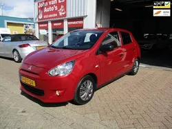 Rood Gebruikt 2014 Mitsubishi Space Star Hatchback | € 4.950 (Eerlijke prijs)