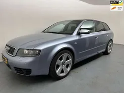 Grijs, metallic lak Gebruikt 2004 Audi A4 Proline Stationwagen | € 6.400