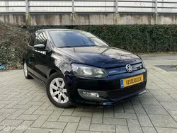 Zwart Gebruikt 2010 VW Polo Comfortline Hatchback | € 2.999